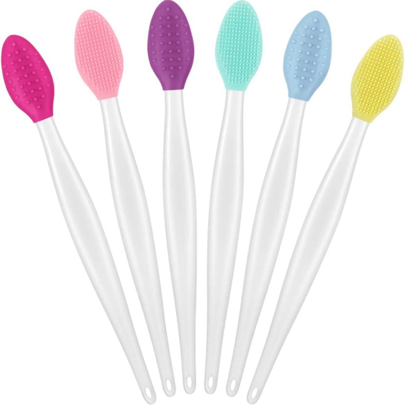 Lip Scrubber